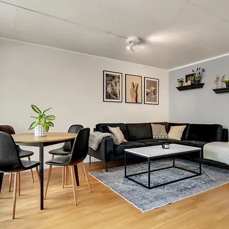Apartment Cozy Arctic - With Free Parking